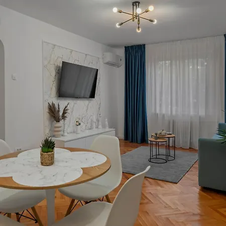 Apartamento Ultracentral Metro Steps 2 Bdrm *