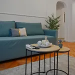 Ultracentral Metro Steps 2 Bdrm * Бухарест