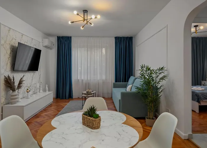 דירה Ultracentral Metro Steps 2 Bdrm