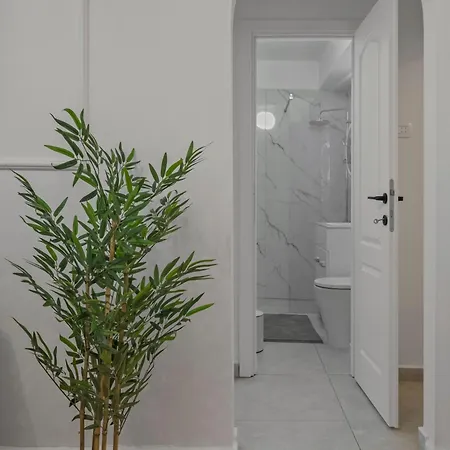 Appartamento Ultracentral Metro Steps 2 Bdrm Bucarest